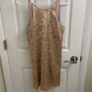 Size S Forever 21 sequin dress